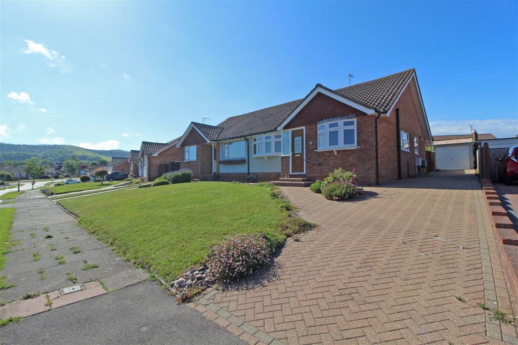 Dene Drive, Eastbourne BN22 2 bed semidetached bungalow £385,000