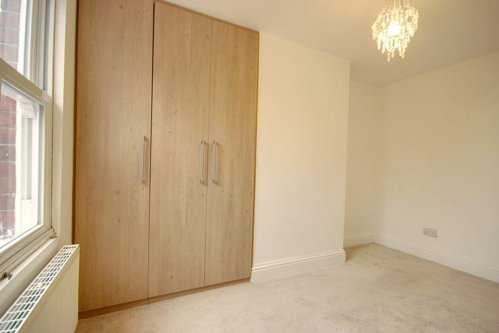 Bedroom 2 (Double)