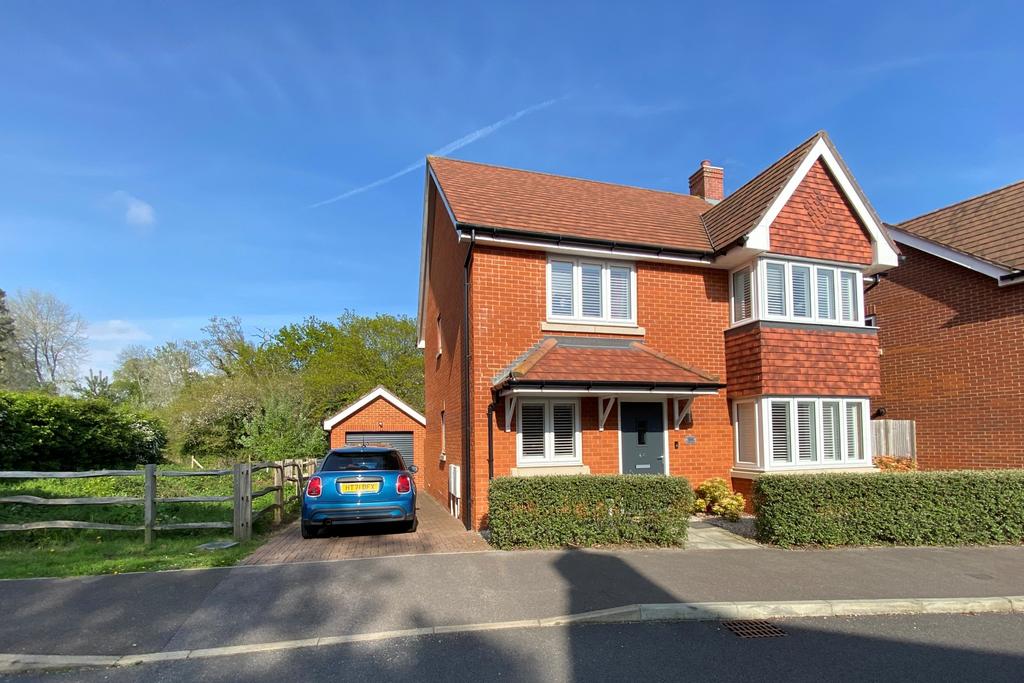 Cleverley Rise, Bursledon 4 bed detached house for sale £580,000
