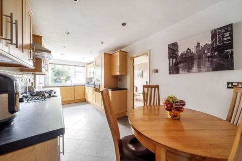 32 The Chase, Bromley, BR1 3DF