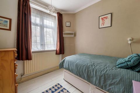 32 The Chase, Bromley, BR1 3DF