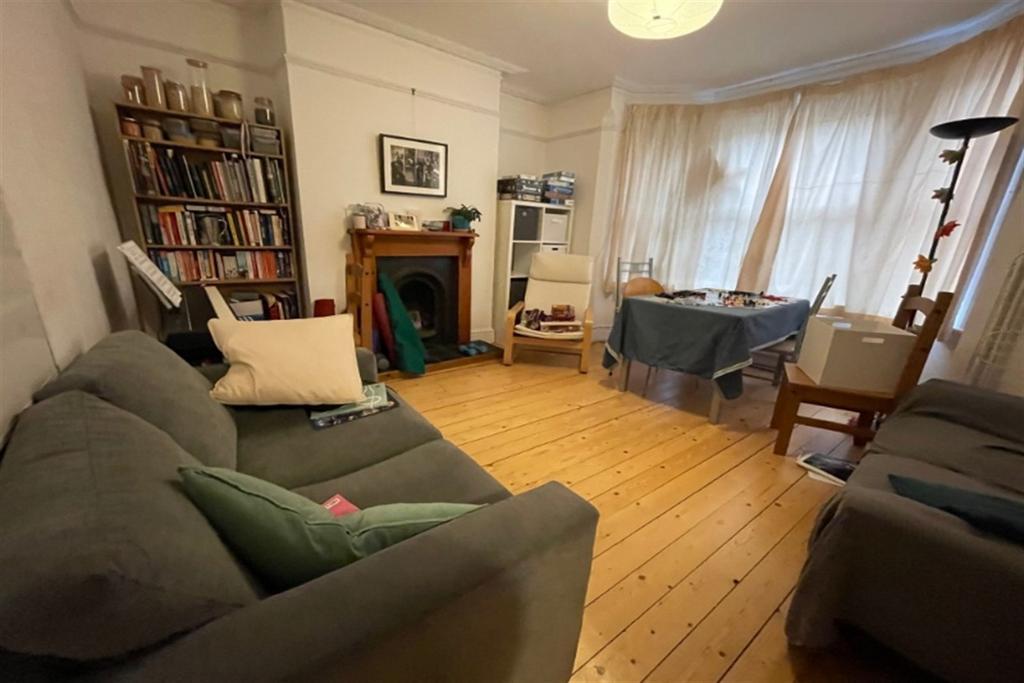 Jeune Street, Cowley, Oxford, OX4 4 bed terraced house £2,750 pcm (£