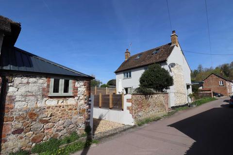1 Back Lane, Aldbourne, Marlborough, SN8 2BP