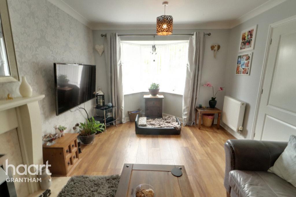 Ermine Street, Ancaster 4 bed detached house for sale £250,000
