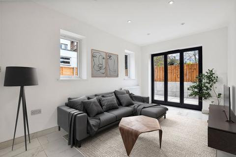 2 bedroom house for sale, Parkland Road, London, N22