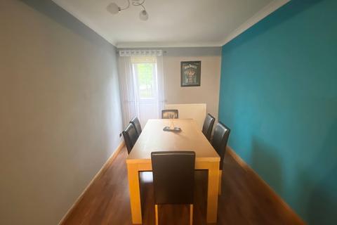 98 Bamburgh Close, Washington, NE38 0HR