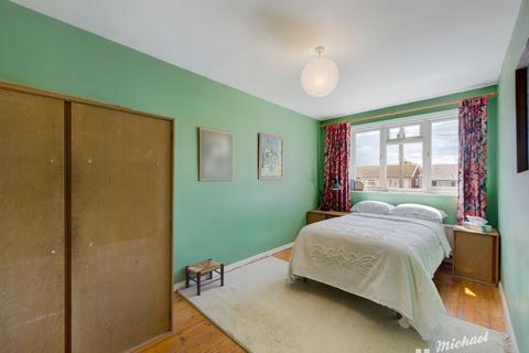 3 Brompton Close, Aylesbury, HP19 9JY