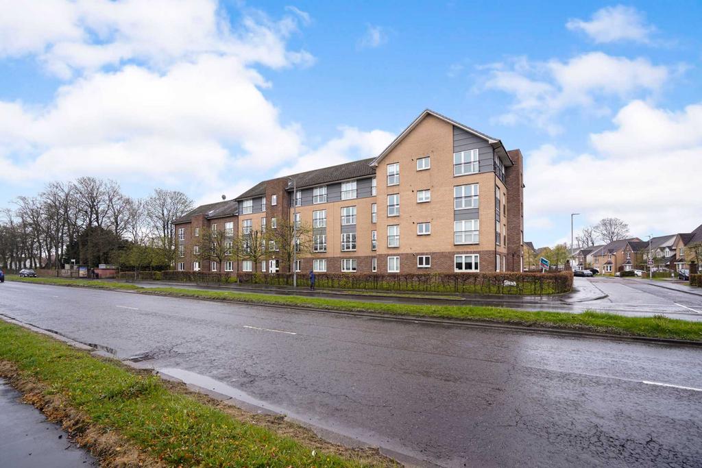 Torridon Drive, Renfrew 2 bed flat £130,000