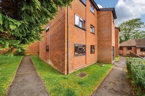 2 bedroom apartment to rent, Kaybridge Close,  Buckinghamshire,  HP13