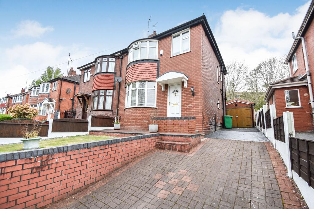 Blackley New Road, Manchester, M9 3 bed semidetached house for sale