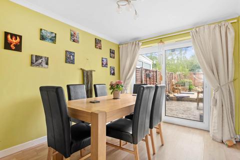 39 Augustine Avenue, Studley, B80 7JL