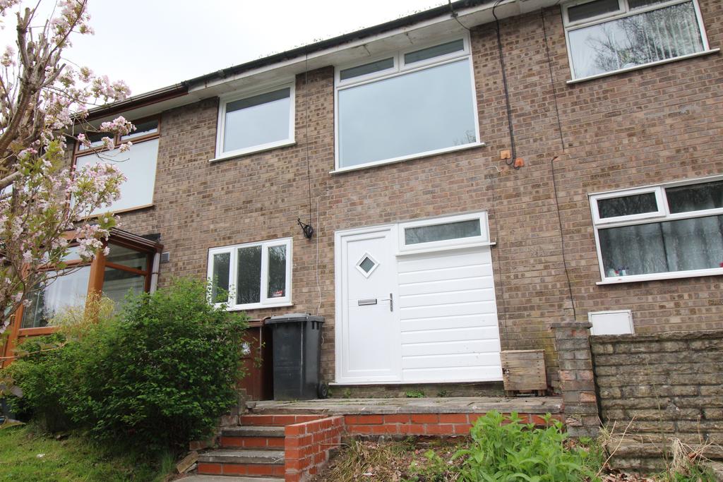 Turnlee Drive, Glossop SK13 3 bed mews to rent £995 pcm (£230 pw)