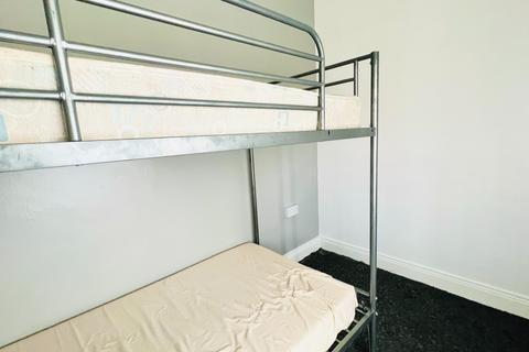 6 Tyne Terrace, Peterlee, SR8 3JY
