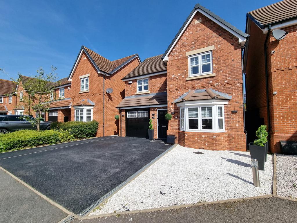 Massey Close, Coventry, CV4 4 bed detached house £430,000