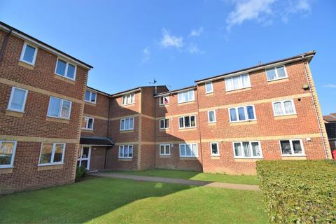 1 bedroom apartment for sale, Walpole Road, Cippenham, Berkshire, SL1