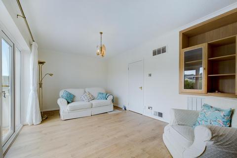 1 bedroom flat to rent, Vanewood Court, Limeslade, Swansea, SA3