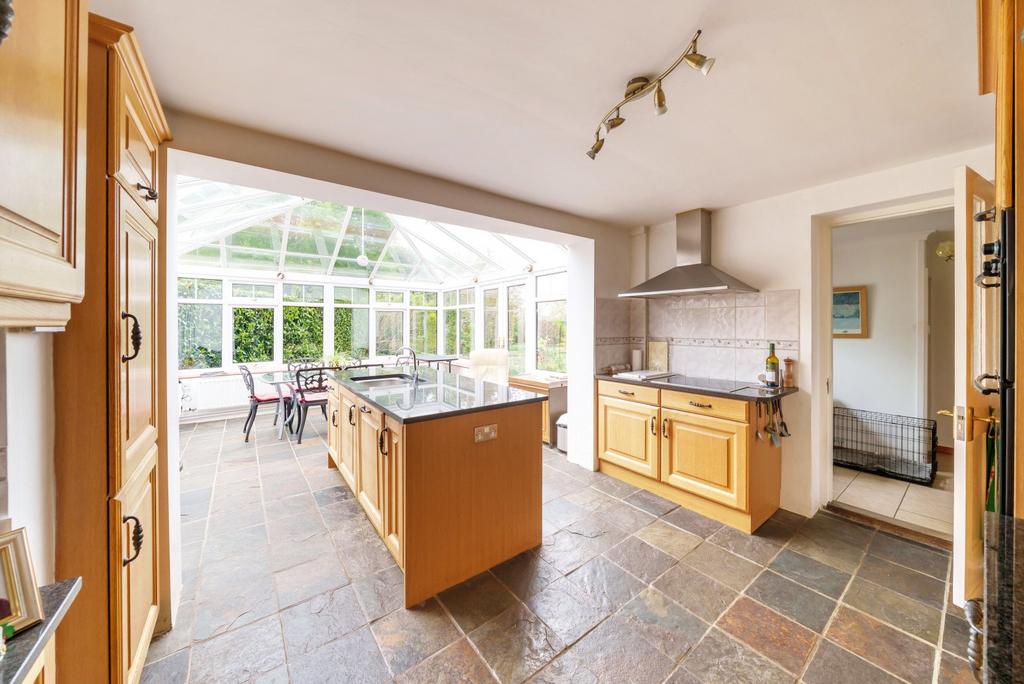 Silkmore Lane, West Horsley, KT24 4 bed detached house for sale £1,550,000