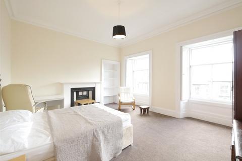 5 bedroom flat to rent, Lauriston Park, Edinburgh, EH3