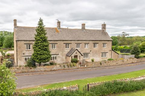 undefined, Sevington, Grittleton