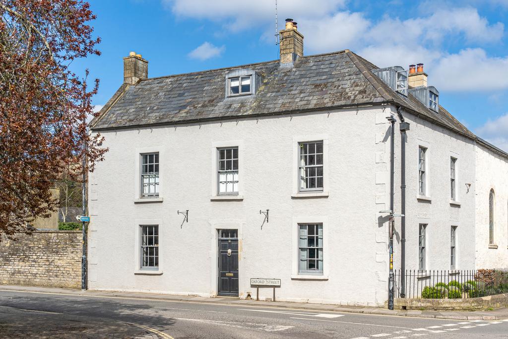 Oxford Street, Malmesbury 3 bed townhouse for sale £550,000