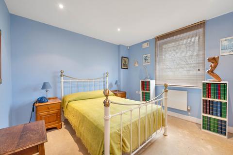 2 bedroom flat for sale, Cubitt Way, Woodston, Peterborough, PE2