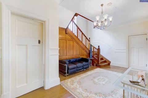 306 Queens Promenade, Bispham, Blackpool, FY2 9AD