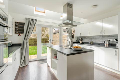 35 Carnival Close, Malmesbury, SN16 9FY