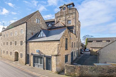 4 Hampton Street, Tetbury, GL8 8JN