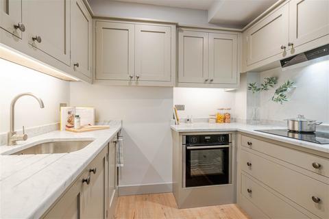 4 Hampton Street, Tetbury, GL8 8JN