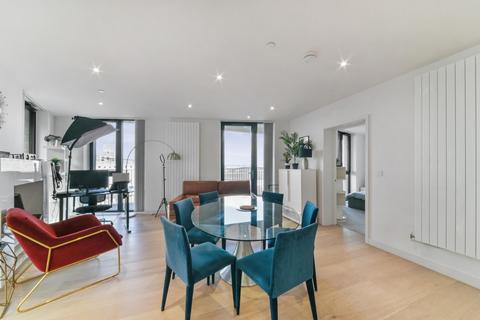 2 bedroom apartment for sale, Mercier Court, Royal Wharf, London E16