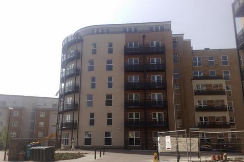 Lanadron Close, Isleworth, TW7