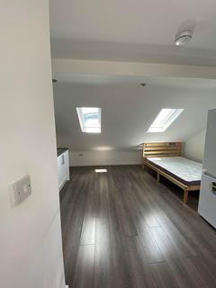 Studio to rent, Studio Flat in Tottenham, London, N17