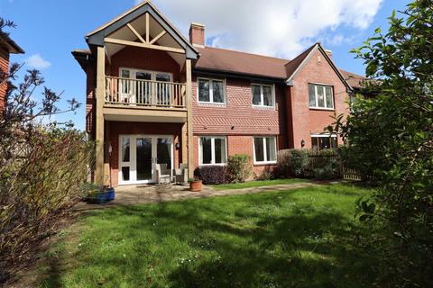 2 bedroom retirement property for sale, Priory Court, Marlborough, SN8 4FE