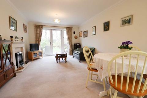2 bedroom retirement property for sale, Priory Court, Marlborough, SN8 4FE