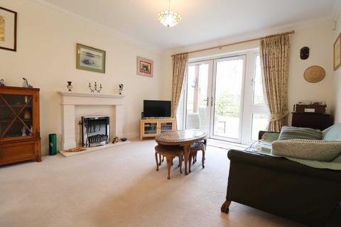 2 bedroom retirement property for sale, Priory Court, Marlborough, SN8 4FE