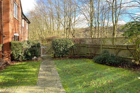 2 bedroom retirement property for sale, Priory Court, Marlborough, SN8 4FE