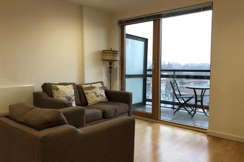 1 bedroom flat to rent, Crown Point Road, Leeds, UK, LS9