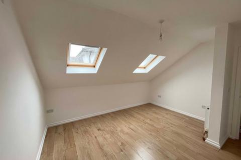 Flat 5, 18 Hamilton Road, Boscombe, Bournemouth, BH1 4EH