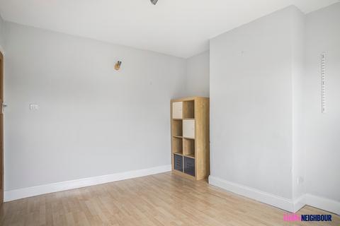 1 bedroom apartment to rent, Braund Avenue, Greenford, UB6