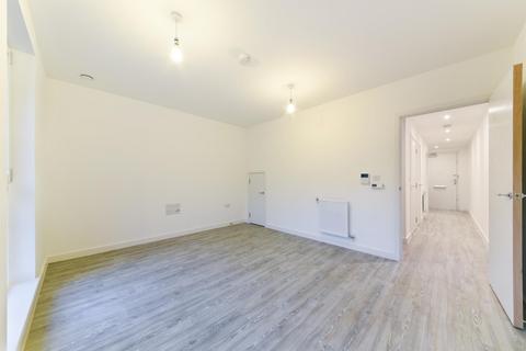 2 bedroom duplex to rent, Freeman House, Upton Gardens, E13 9GN