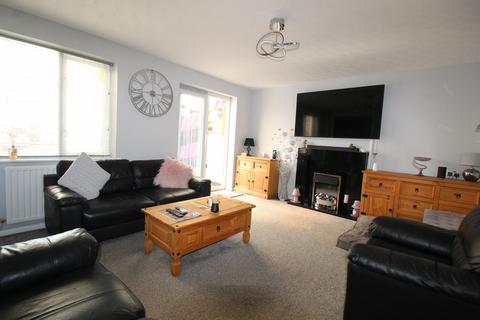 3 bedroom semi-detached house for sale - Albany Gardens,  Hamworthy, BH15