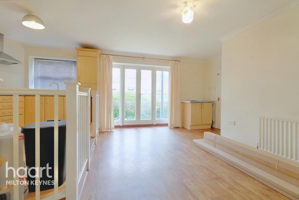 Faraday Drive, Shenley Lodge 4 bed terraced house for sale £425,000