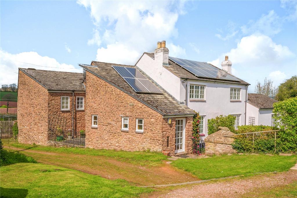 Sellack, RossOnWye, Herefordshire, HR9 4 bed detached house for sale