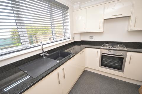 2 bedroom terraced house to rent, Grove Place, Lymington, Hampshire, SO41