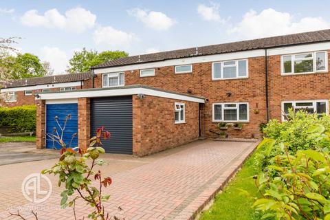 30 Linnet Close, Letchworth Garden City, SG6 4FA