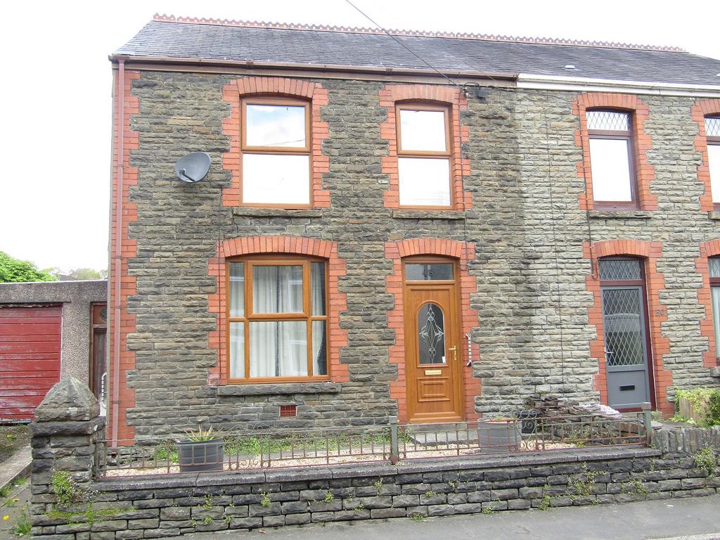 Grove Road, Pontardawe, Swansea. 3 bed semidetached house for sale £