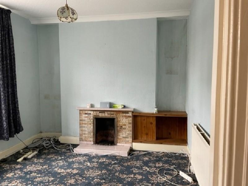 Grove Road, Pontardawe, Swansea. 3 bed semidetached house for sale £