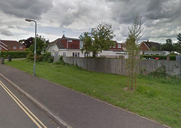 Land East of Welley Road, Wraysbury... Land £5,000