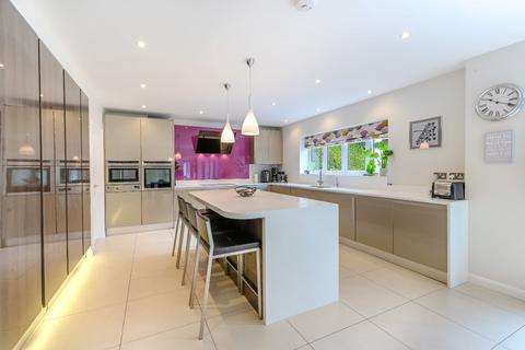 5 bedroom detached house for sale, Burywick, Harpenden, Hertfordshire