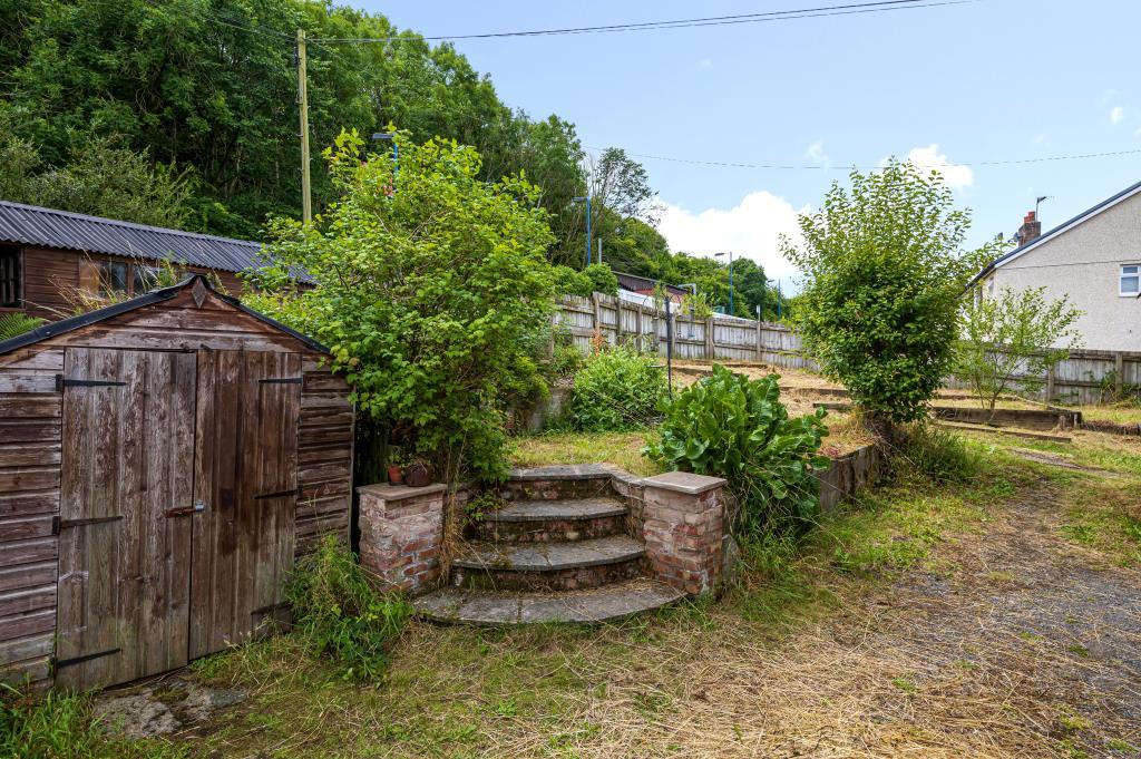 Knucklas, Powys, LD7 2 bed detached house £225,000
